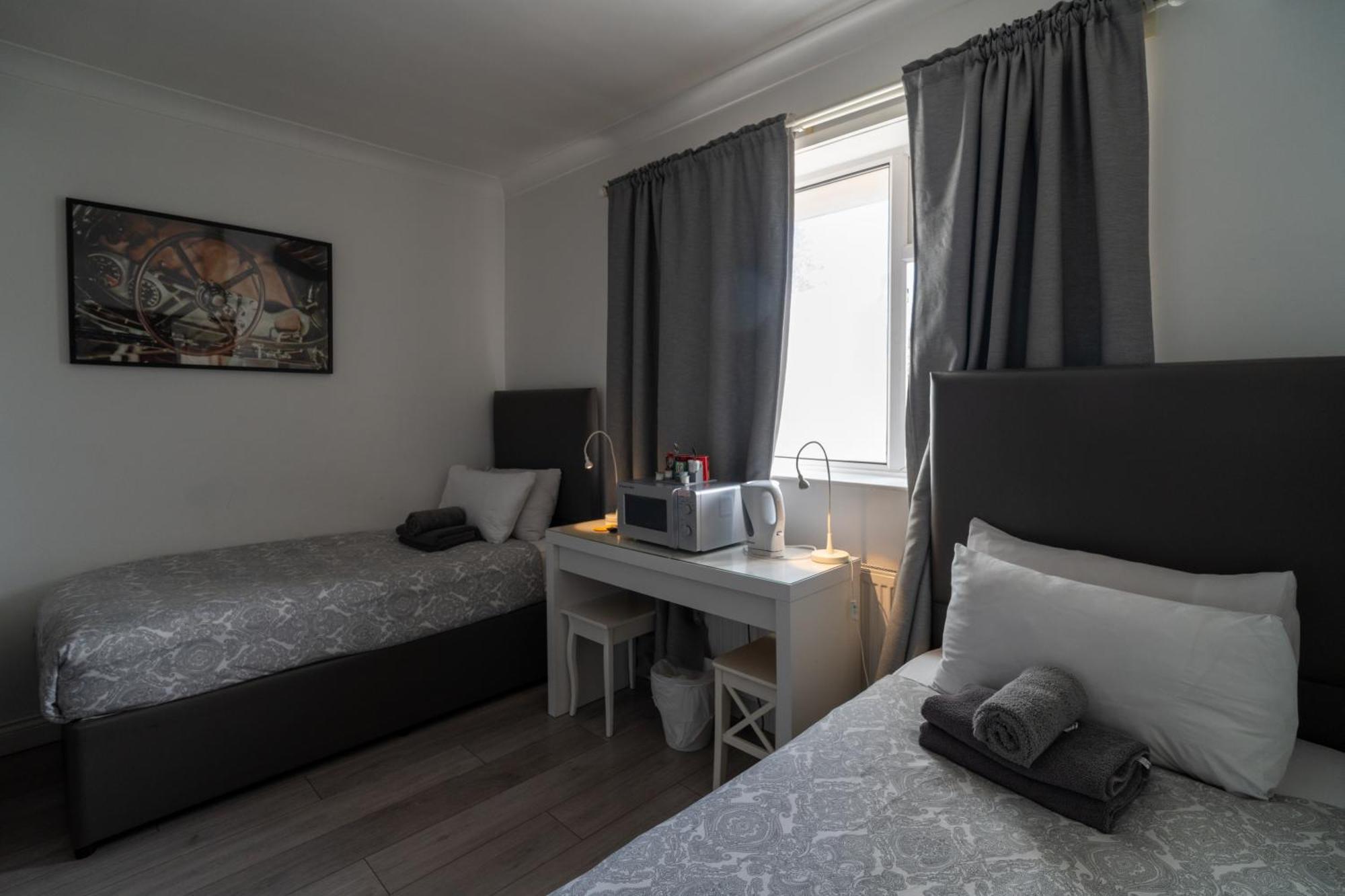 Abbey Point Hotel Вэмблей Экстерьер фото