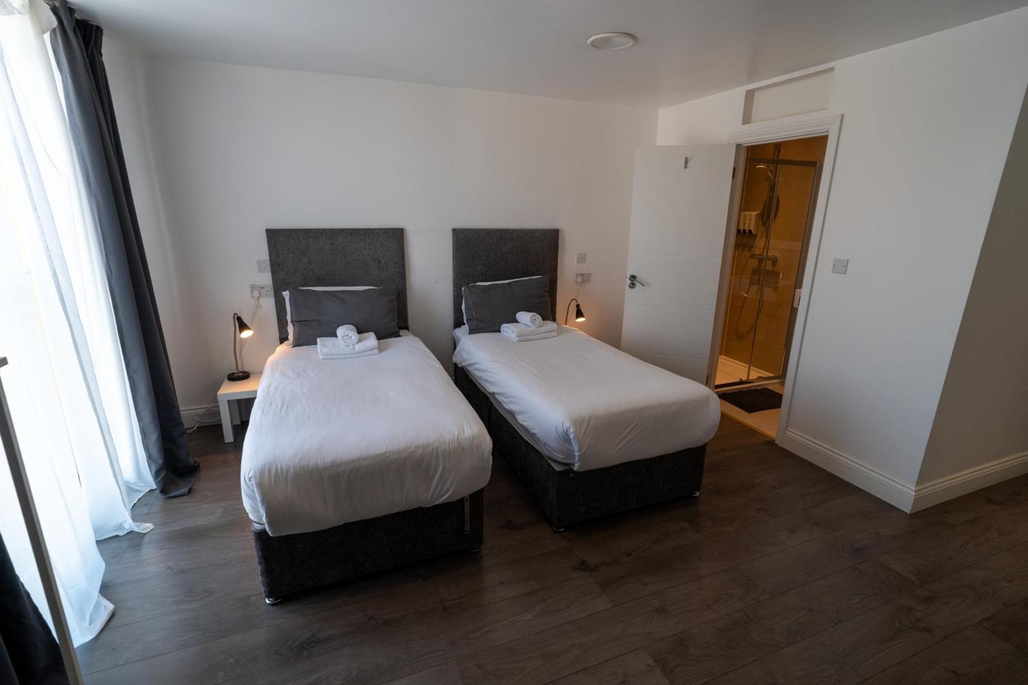 Abbey Point Hotel Вэмблей Экстерьер фото